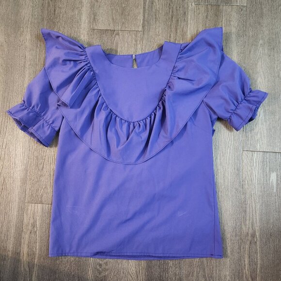 Vintage 80s purple short-sleeved top with puffy sleeves and big ruffled collar - Picture 9 of 14